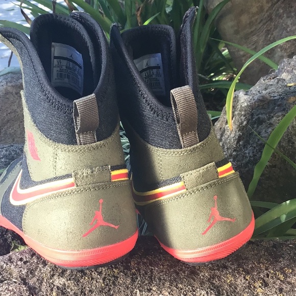 Air Jordan’s Skinny High - Picture 5 of 8